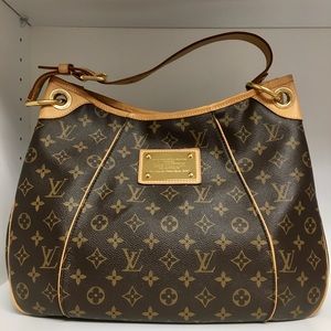 Louis Vuitton Galliera PM